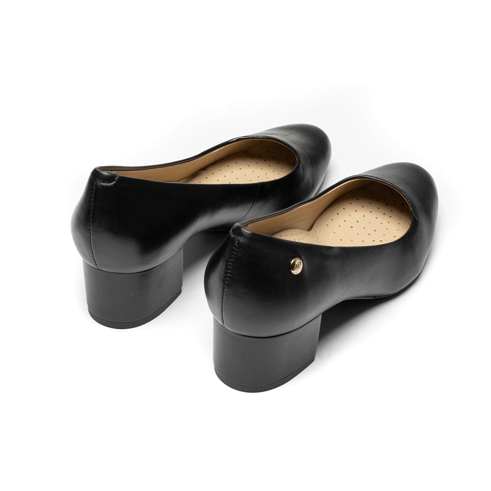 Classique Shoes for Women - Premium Women's Business Shoes from Hush Puppies - Just LE 6099! Shop now at  TIT | Team for International Trading