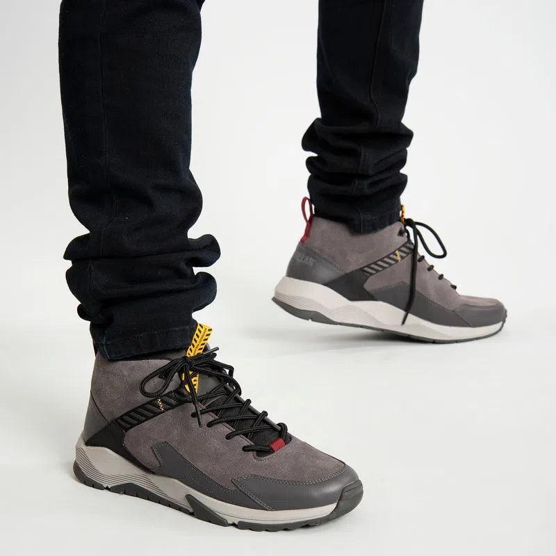 Commute Mid - Premium Men's Lifestyle Shoes from CAT - Just LE 7999! Shop now at  TIT | Team for International Trading