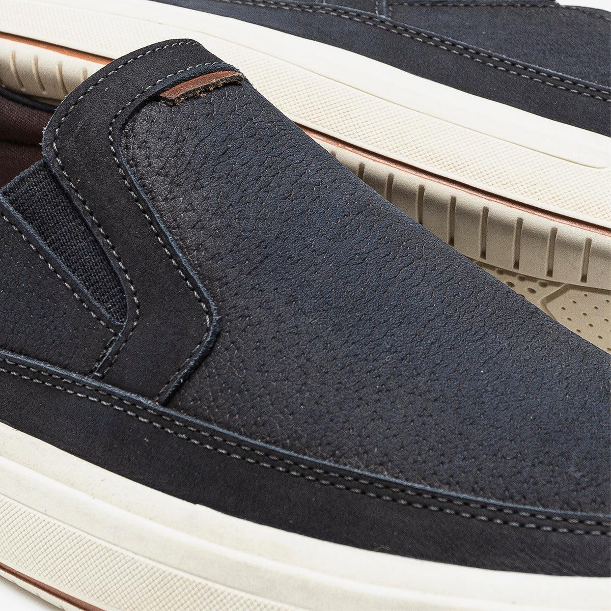 Slipon Casual GO Shoes - Premium Men's Lifestyle Shoes from Democrata - Just LE 5999! Shop now at  TIT | Team for International Trading