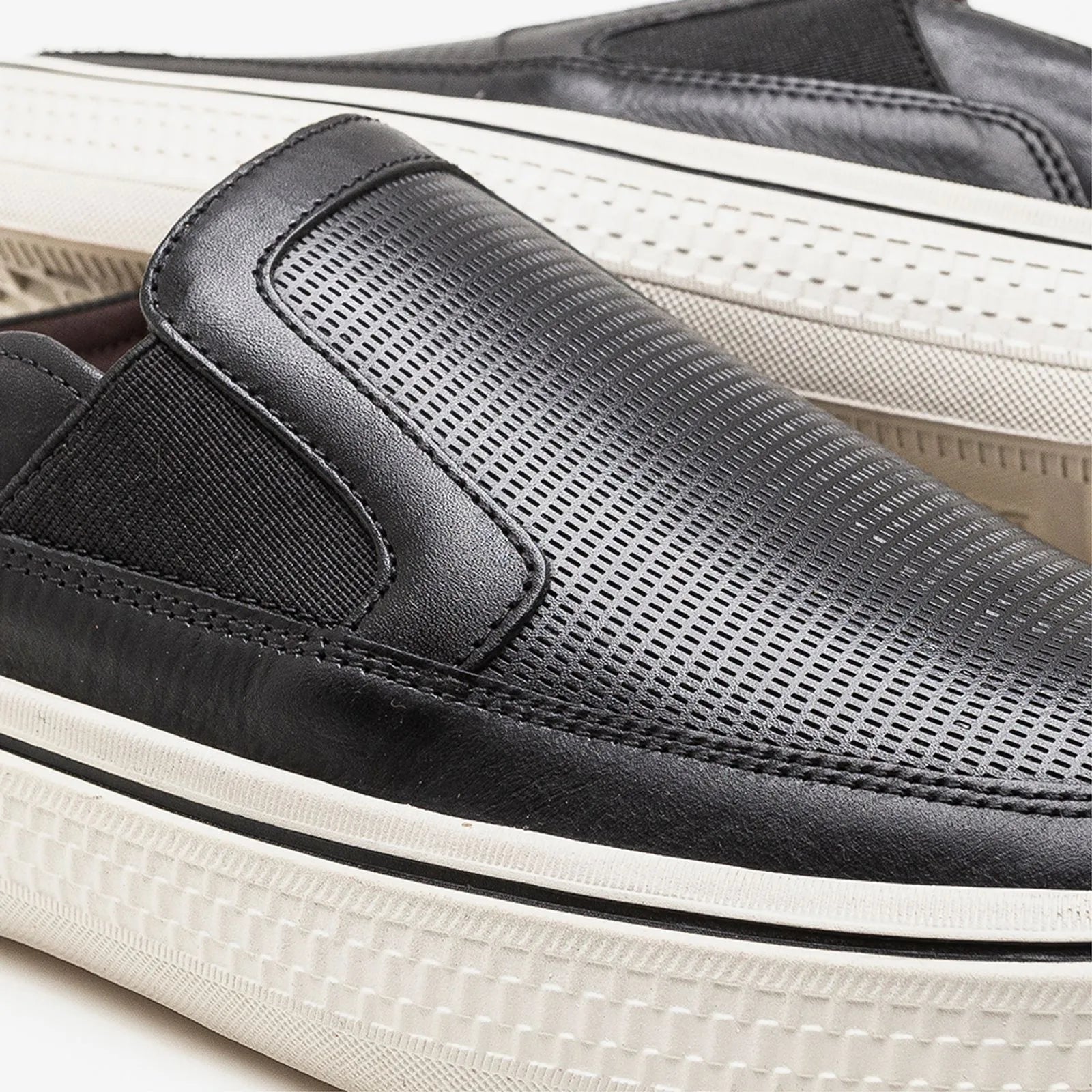 Fender Denim Mule - Premium Men's Lifestyle Shoes from Democrata - Just LE 4999! Shop now at  TIT | Team for International Trading