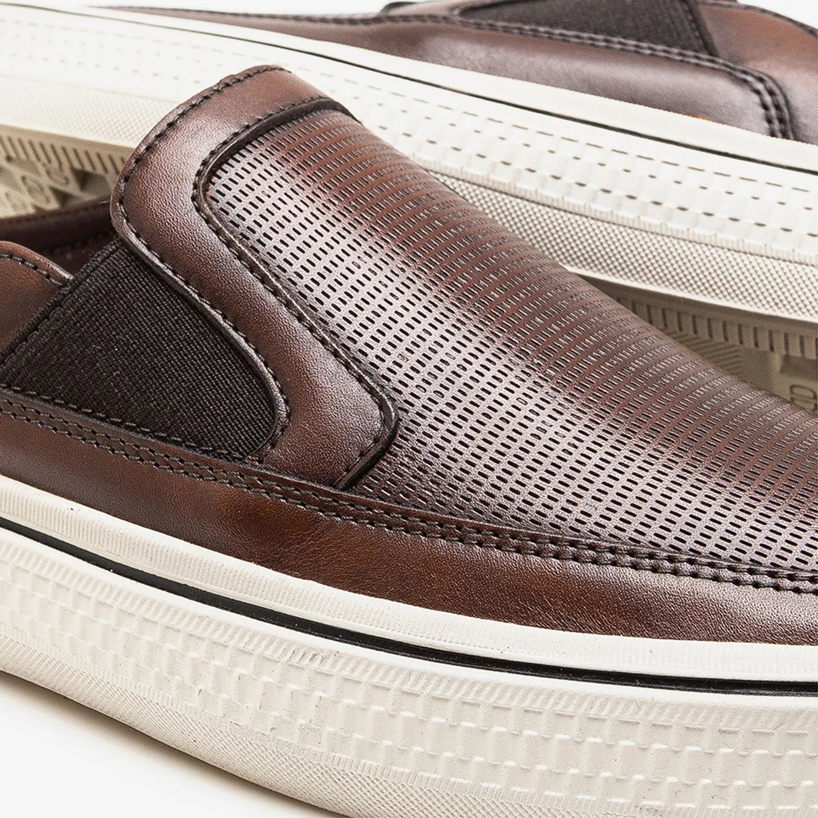Fender Denim Mule - Premium Men's Lifestyle Shoes from Democrata - Just LE 4999! Shop now at  TIT | Team for International Trading