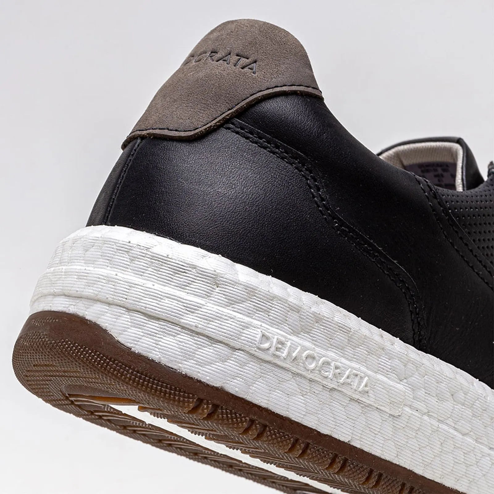 Drake Pulse Denim Sneakers - Premium Men's Lifestyle Shoes from Democrata - Just LE 6999! Shop now at  TIT | Team for International Trading