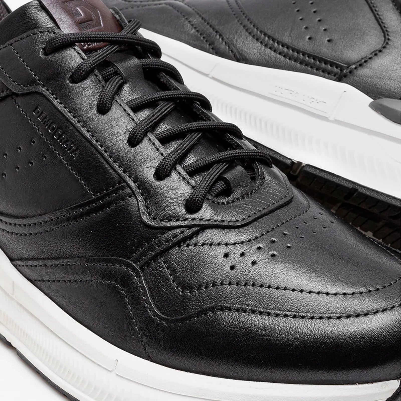 Denim Brad Ultra Light Sneakers - Premium Men's Lifestyle Shoes from Democrata - Just LE 5999! Shop now at  TIT | Team for International Trading