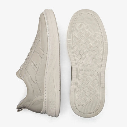 Pace Sneakers