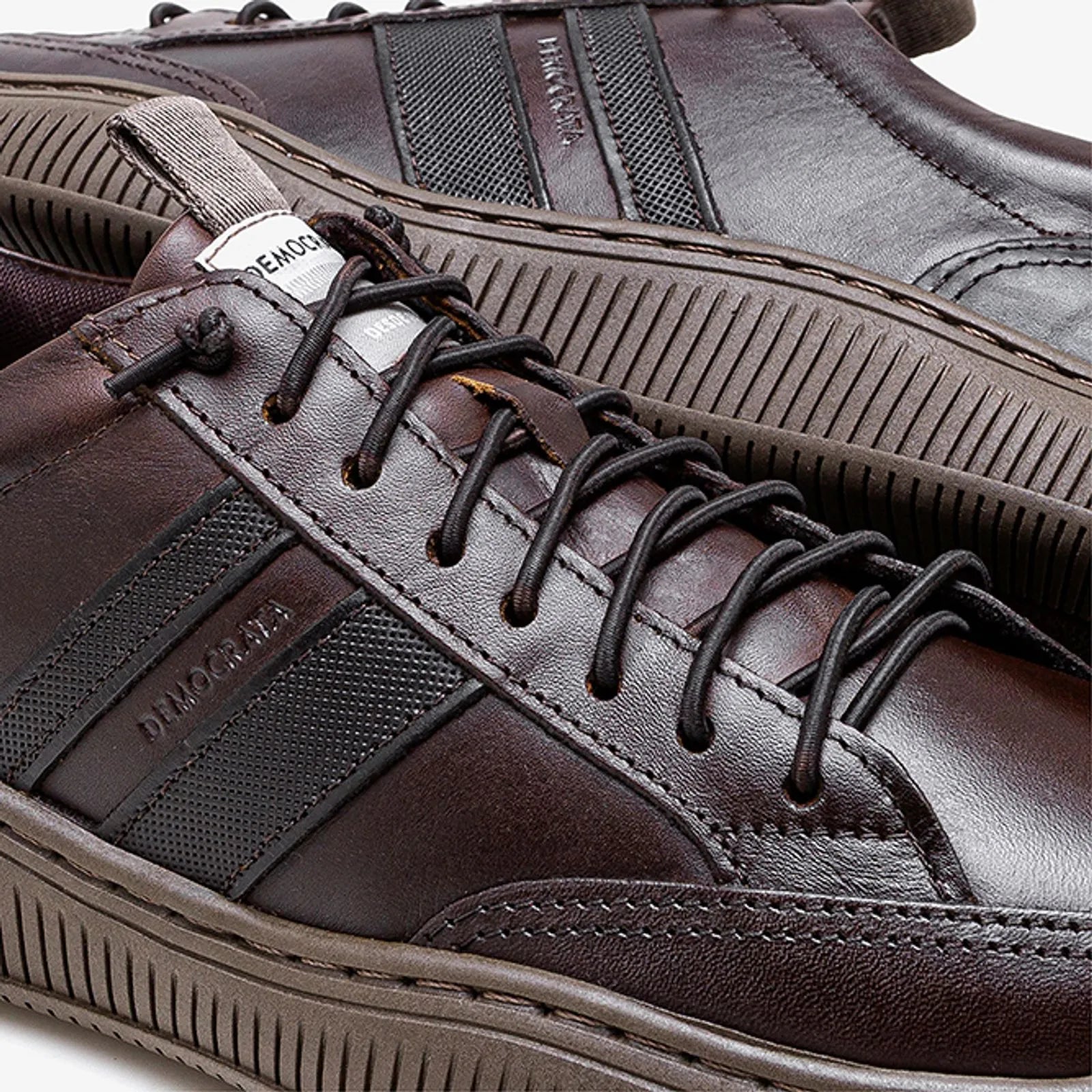 Vibe Sneakers - Premium Men's Lifestyle Shoes from Democrata - Just LE 5499! Shop now at  TIT | Team for International Trading