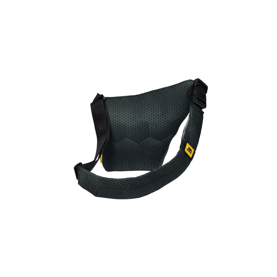 Jones Slim Travel Bag