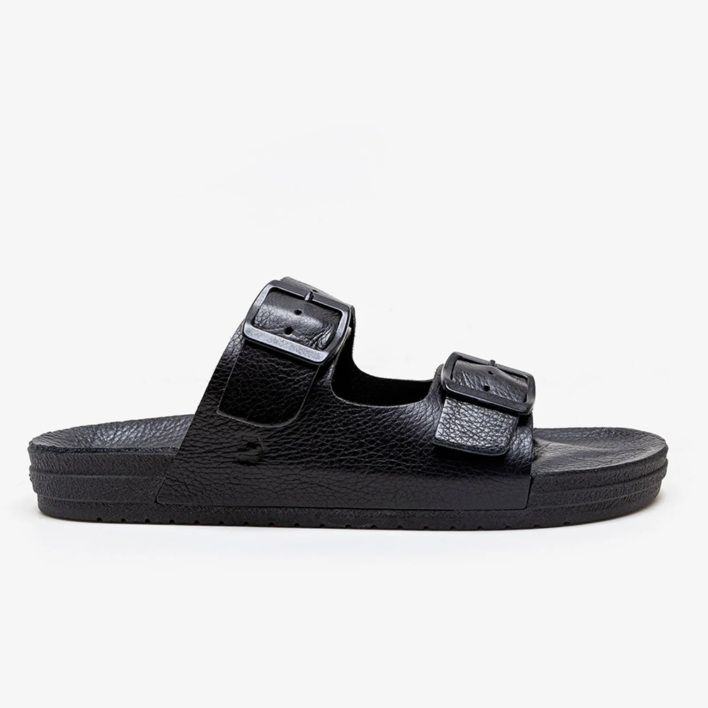 Easy Weekend Sandals - Premium Men's Slippers from Democrata - Just LE 4699! Shop now at  TIT | Team for International Trading