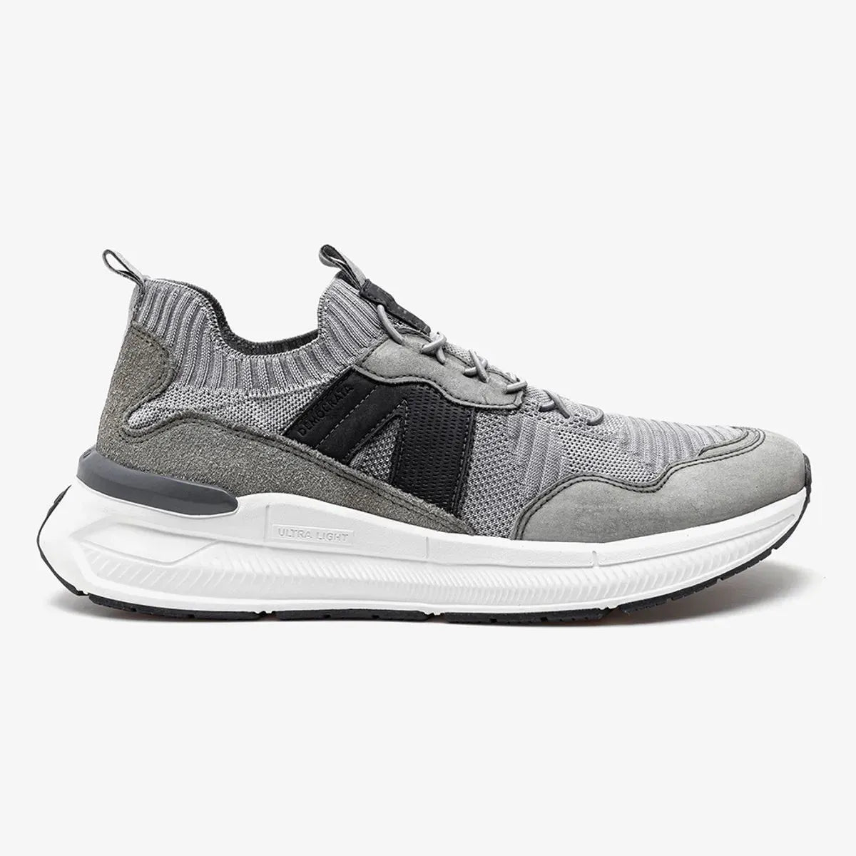 Denim Brad Ultra Light - Premium Men's Lifestyle Shoes from Democrata - Just LE 6499! Shop now at  TIT | Team for International Trading