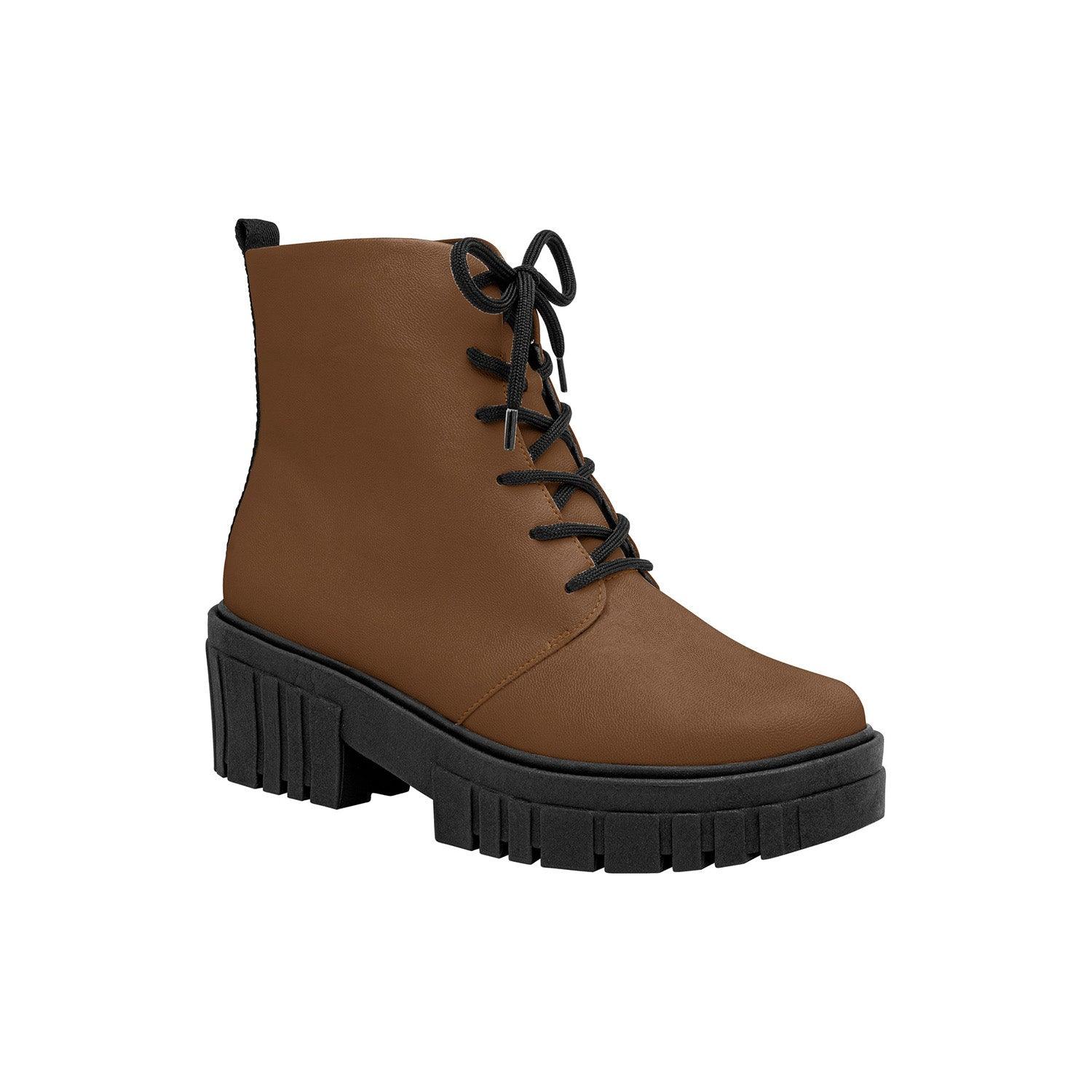 Aline Salto Boots - Premium Womens Boots from Piccadilly - Just LE 4999! Shop now at  TIT | Team for International Trading