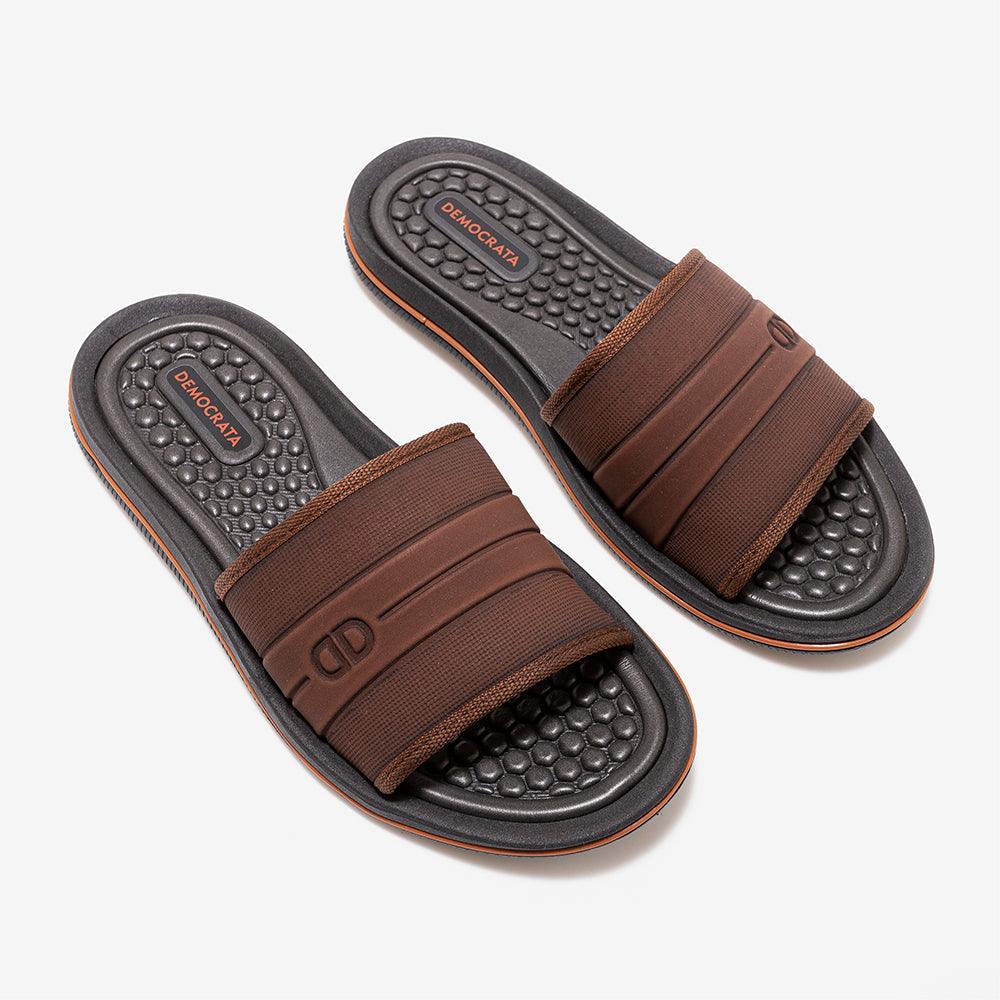 Groove Slide Slippers - Premium Men's Slippers from Democrata - Just LE 2499! Shop now at  TIT | Team for International Trading