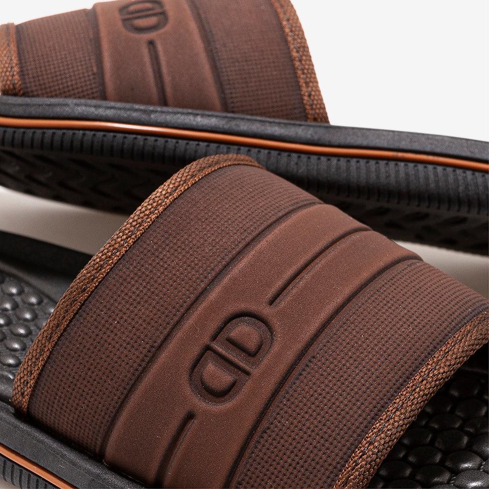 Groove Slide Slippers - Premium Men's Slippers from Democrata - Just LE 2499! Shop now at  TIT | Team for International Trading