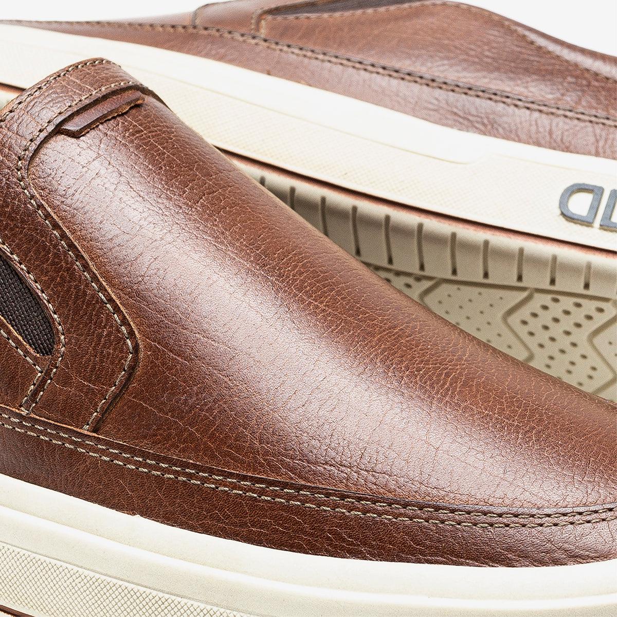 Slipon Casual GO Shoes - Premium Men's Lifestyle Shoes from Democrata - Just LE 5999! Shop now at  TIT | Team for International Trading